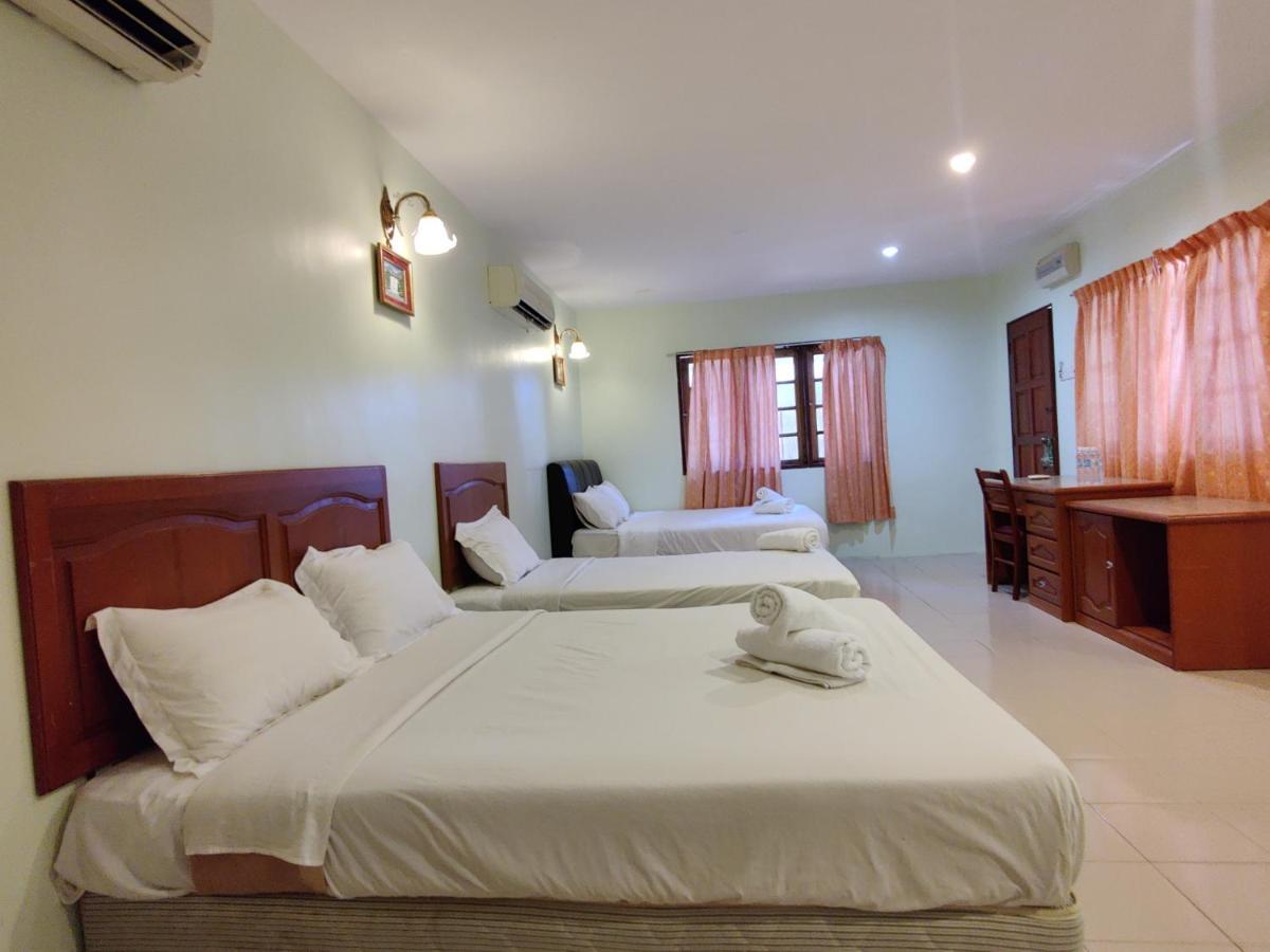 Tekoma Resort Taman Negara Куала-Тахан Экстерьер фото