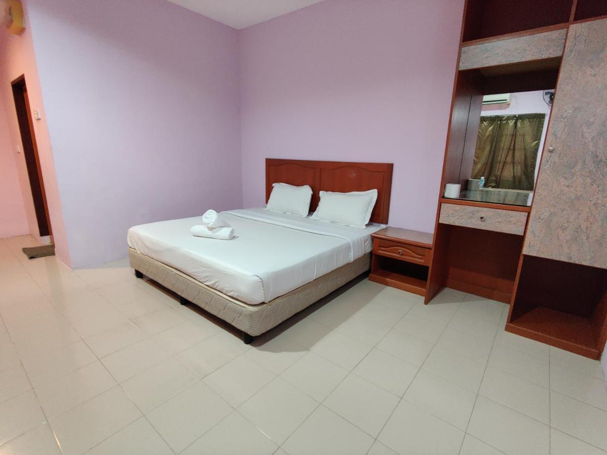 Tekoma Resort Taman Negara Куала-Тахан Экстерьер фото