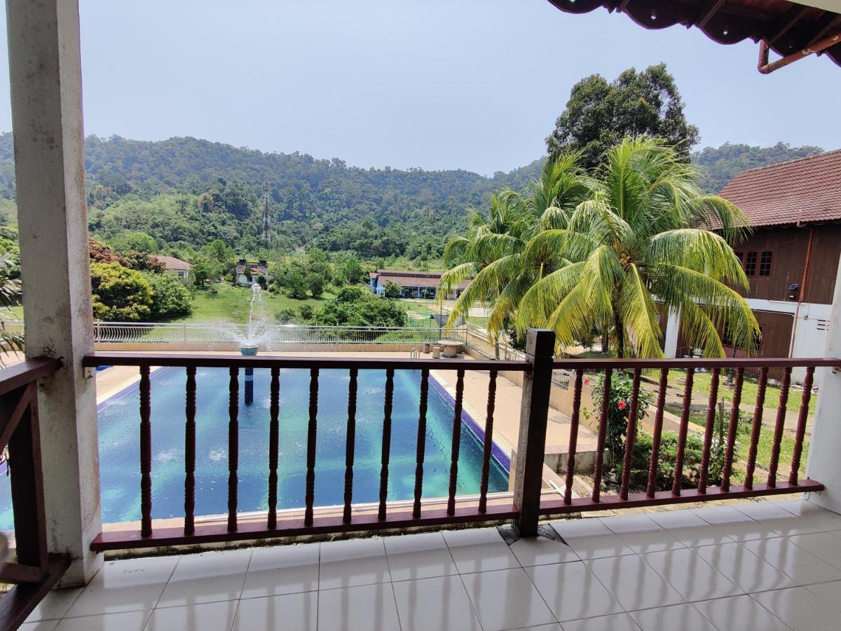 Tekoma Resort Taman Negara Куала-Тахан Экстерьер фото