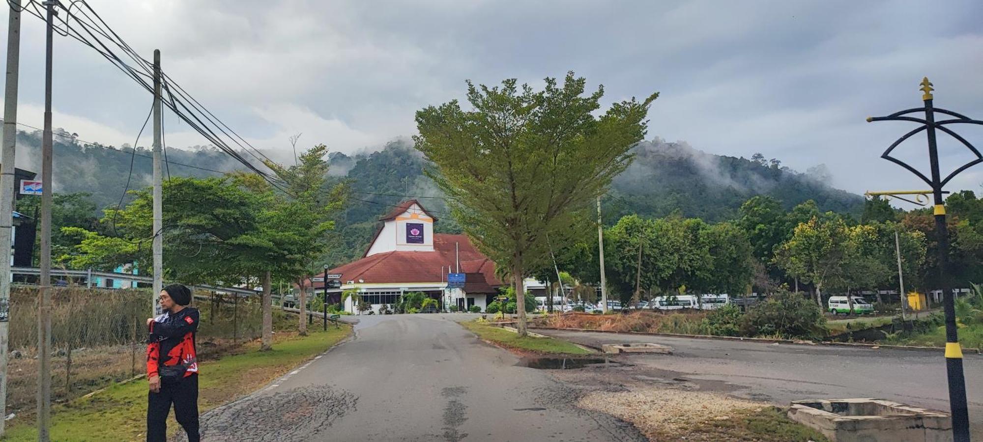 Tekoma Resort Taman Negara Куала-Тахан Экстерьер фото