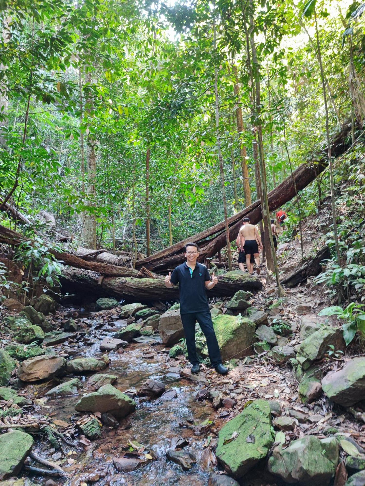 Tekoma Resort Taman Negara Куала-Тахан Экстерьер фото