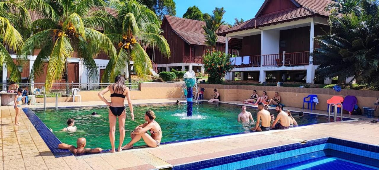 Tekoma Resort Taman Negara Куала-Тахан Экстерьер фото